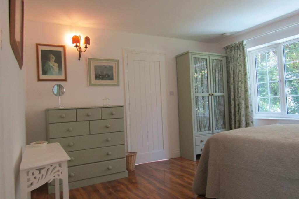 Lovely Spacious Cottage Near The Coast St Austell Luaran gambar